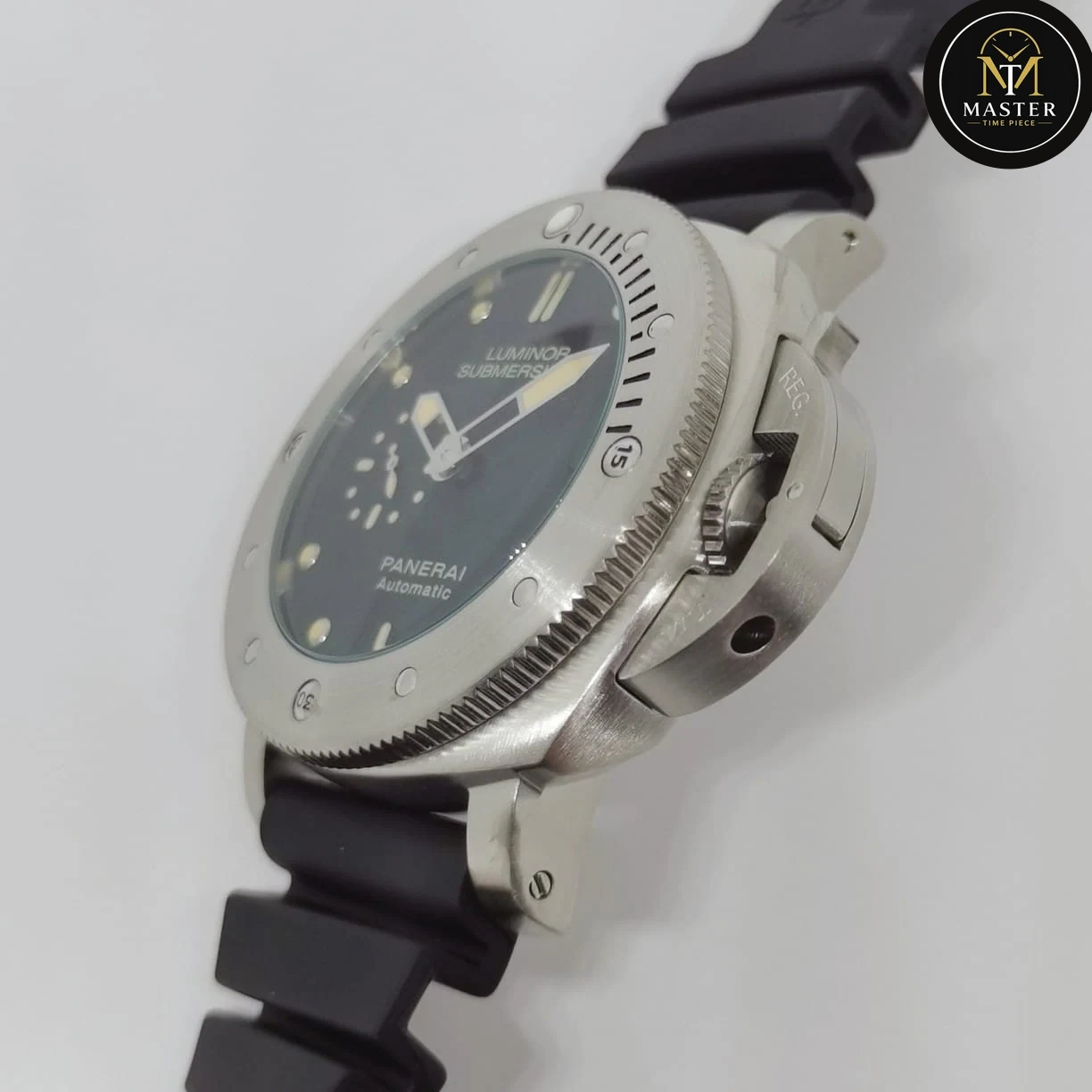Submersible Panerai for men- 44mm vue 5