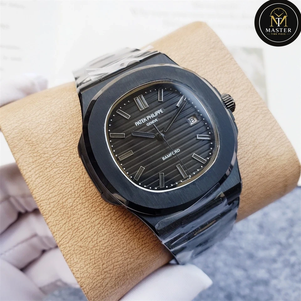 Black stainless steel strap Automatic- 40mm vue 2