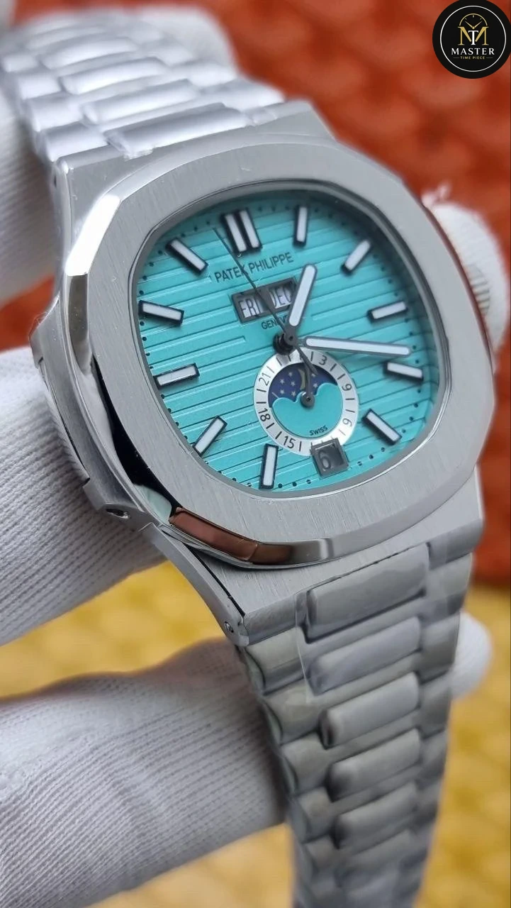 Blue dial Automatic- 40mm vue 2