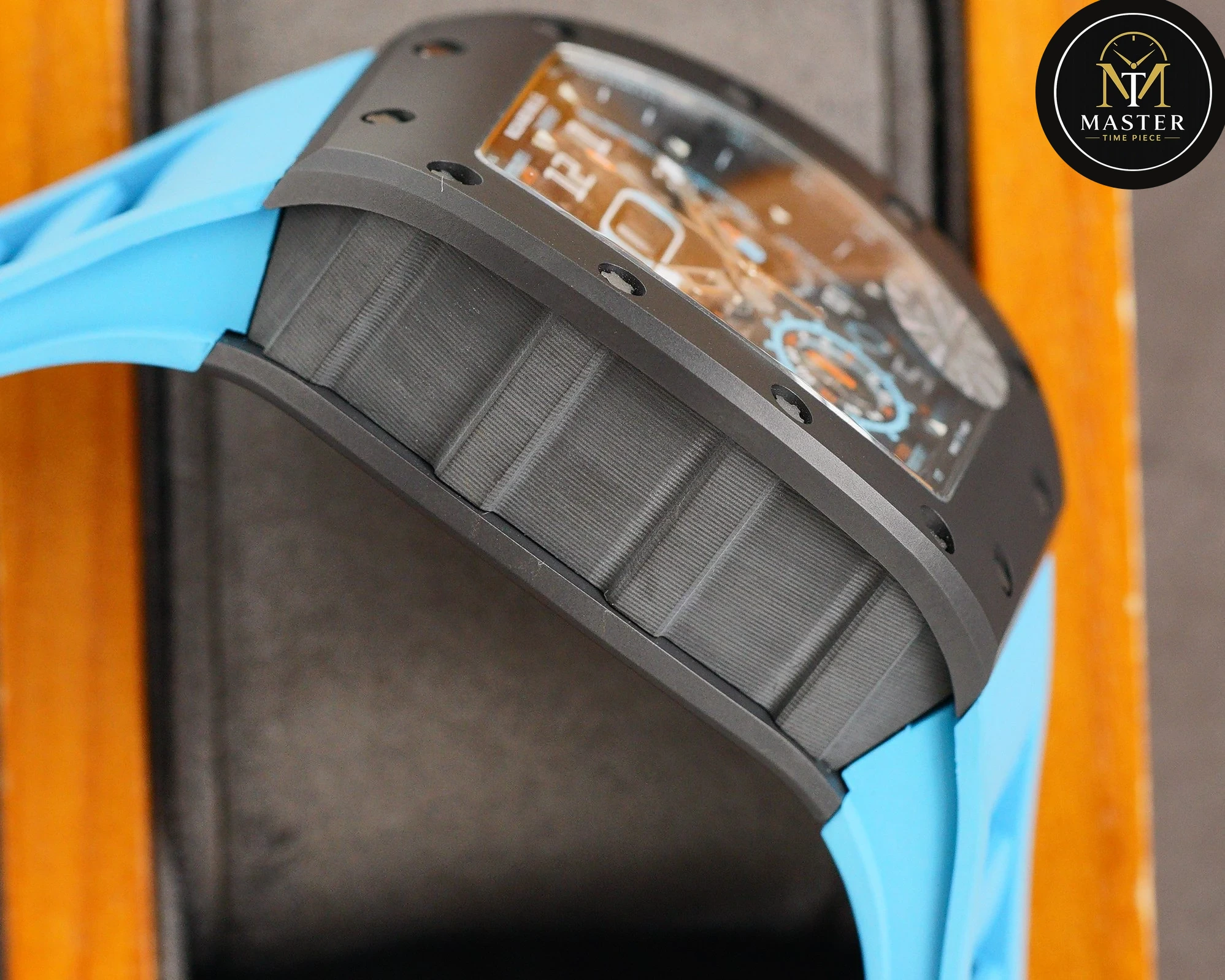 Automatic Flyback- 42mm vue 6