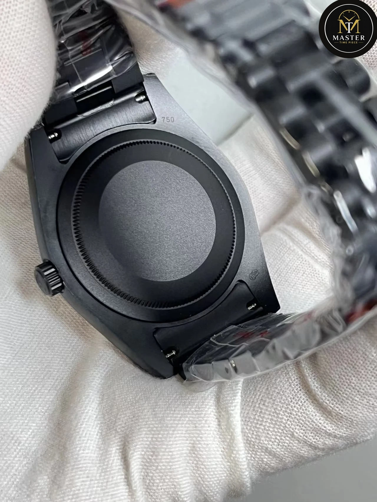 Day-Date Black Night Edition 41mm vue 4