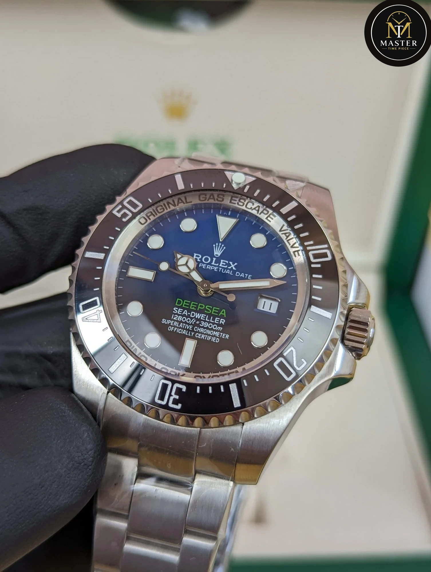 Deepsea Automatic Movement- 44mm vue 3
