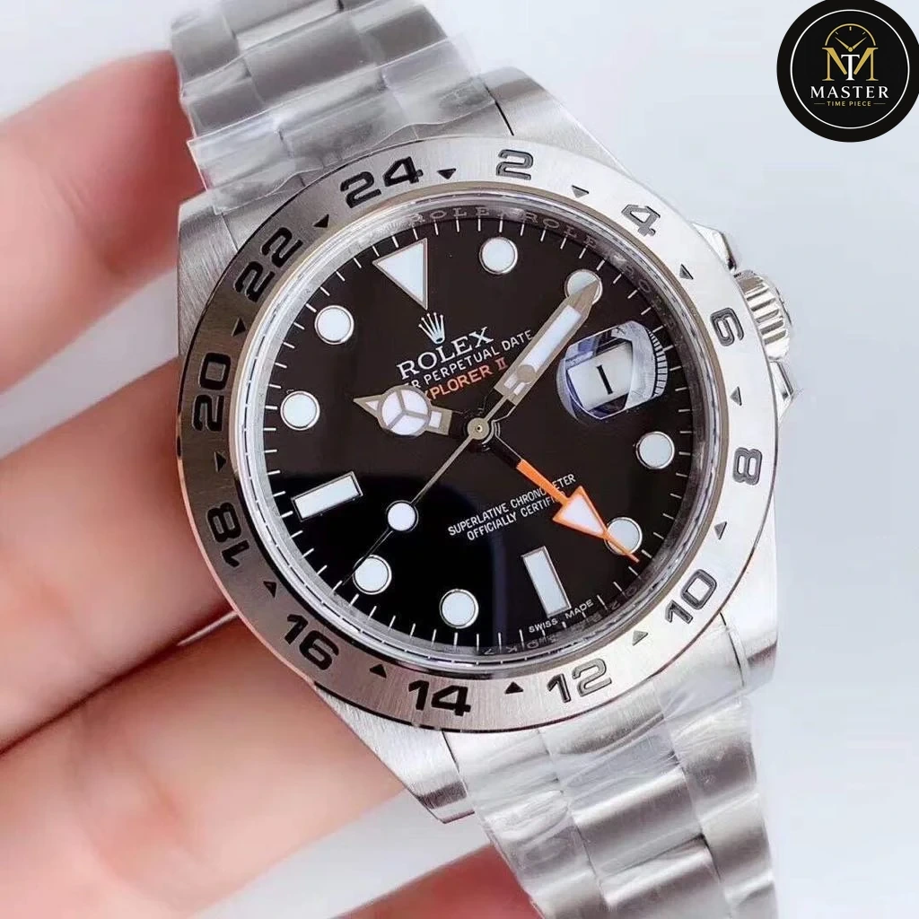 Explorer Black Dial Men’s Automatic- 42mm vue 2