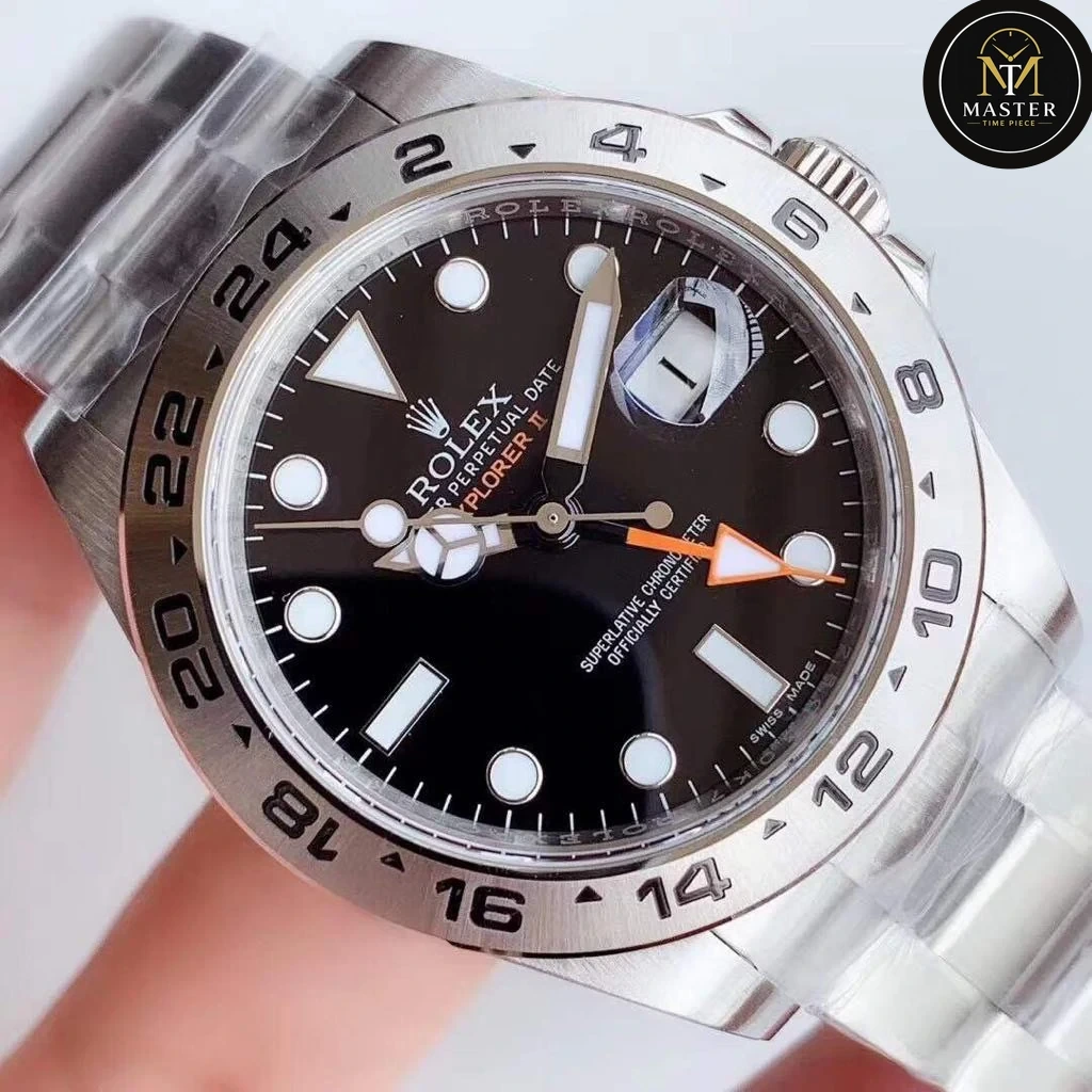 Explorer Black Dial Men’s Automatic- 42mm vue 4