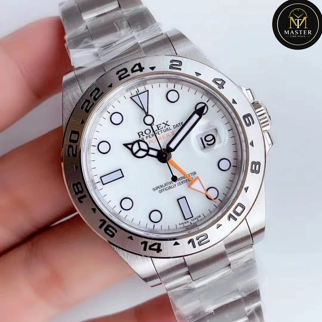 Explorer White Dial Automatic – 42mm vue 2