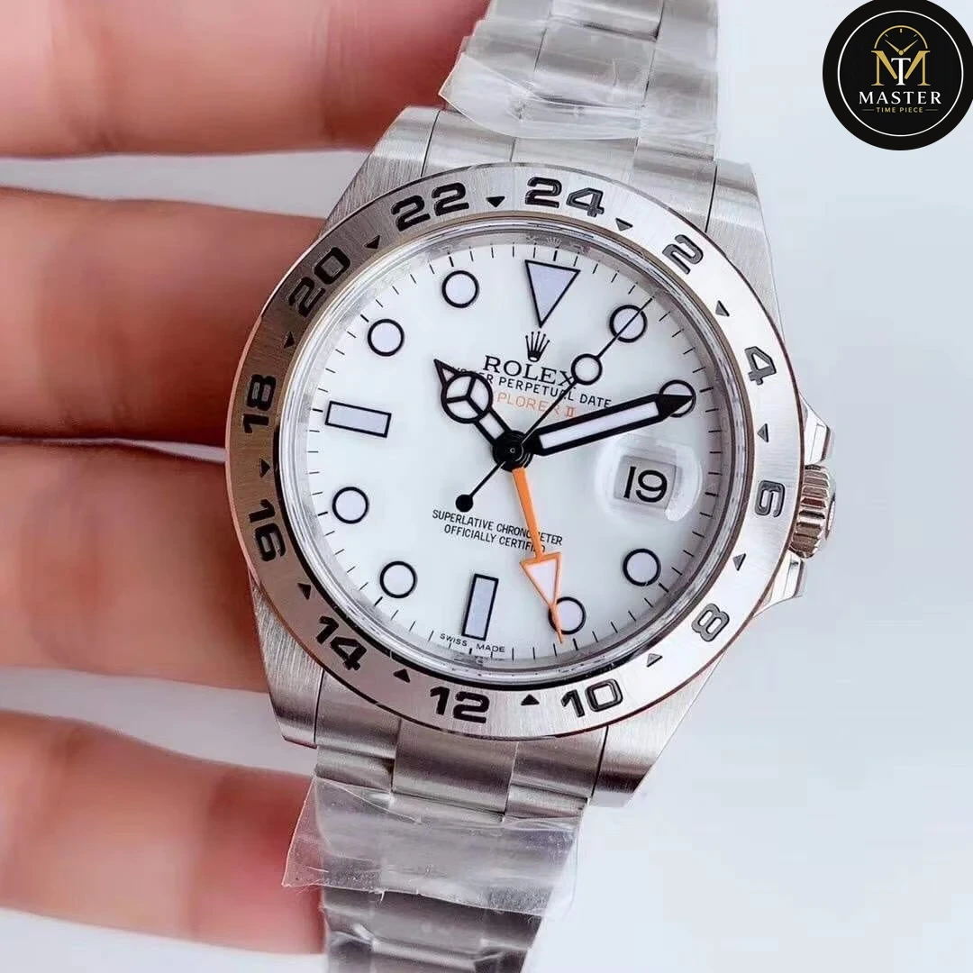 Explorer White Dial Automatic – 42mm vue 3
