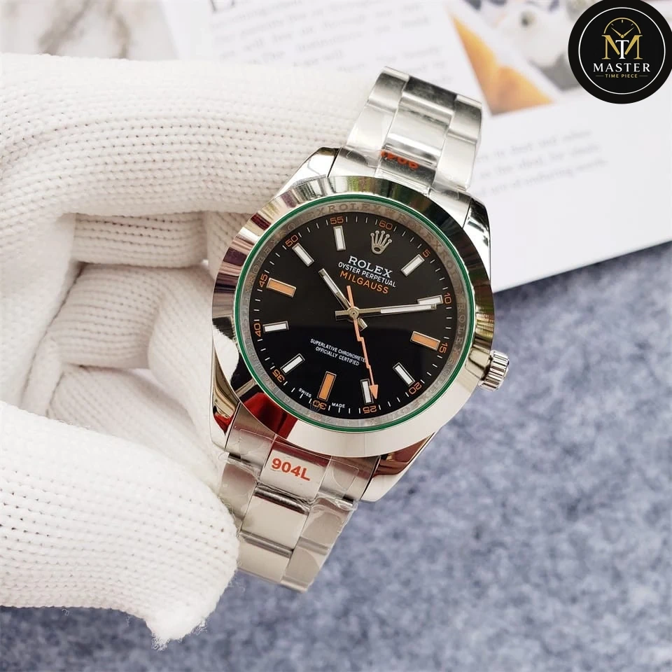 Milgauss Black Dial automatic movement -40mm vue 2