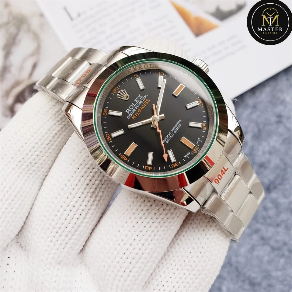 Milgauss Black Dial automatic movement -40mm vue 3