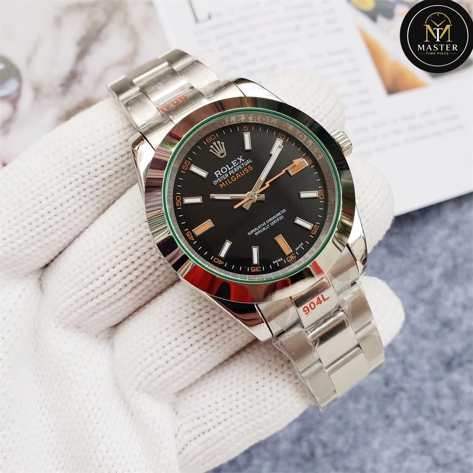 Milgauss Black Dial automatic movement -40mm vue 4