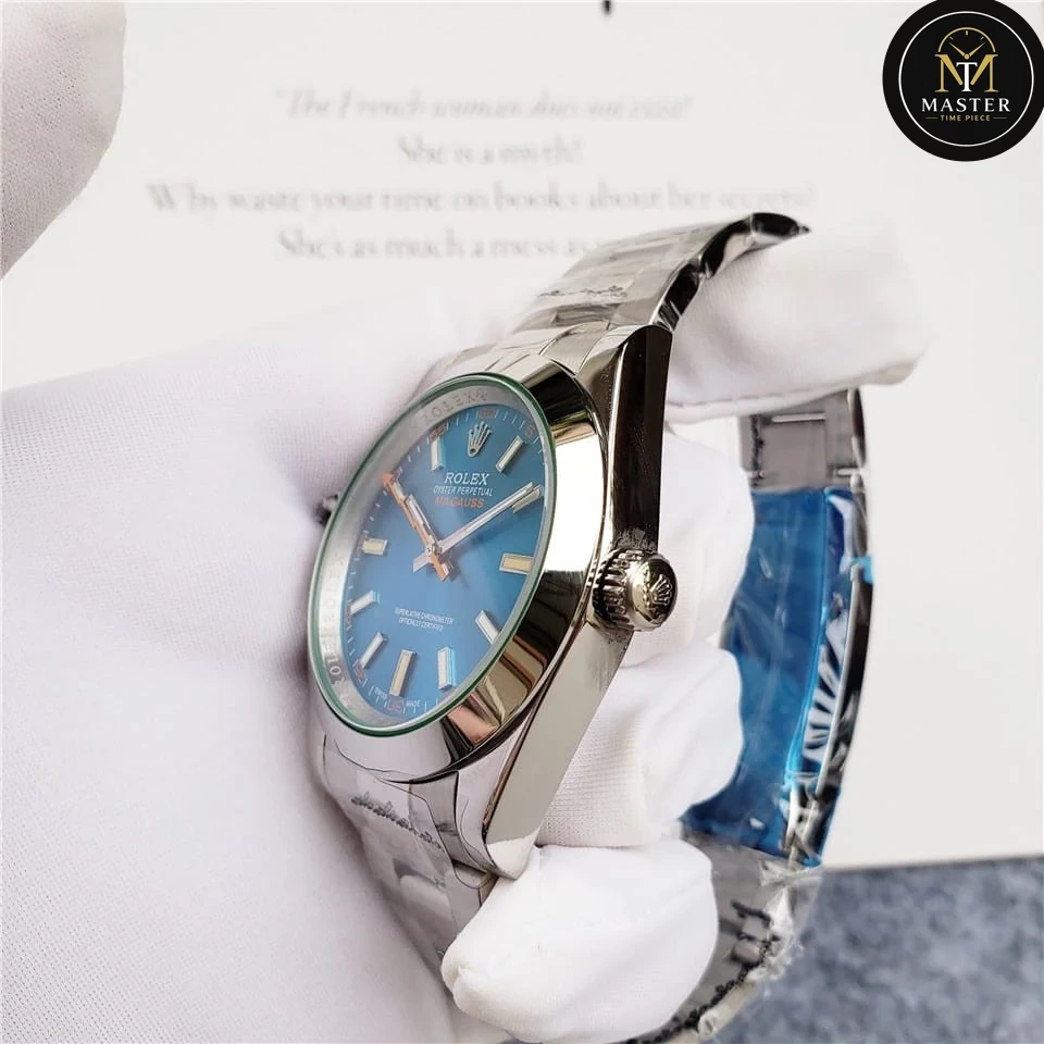 Milgauss Blue Dial Automatic -40mm vue 3