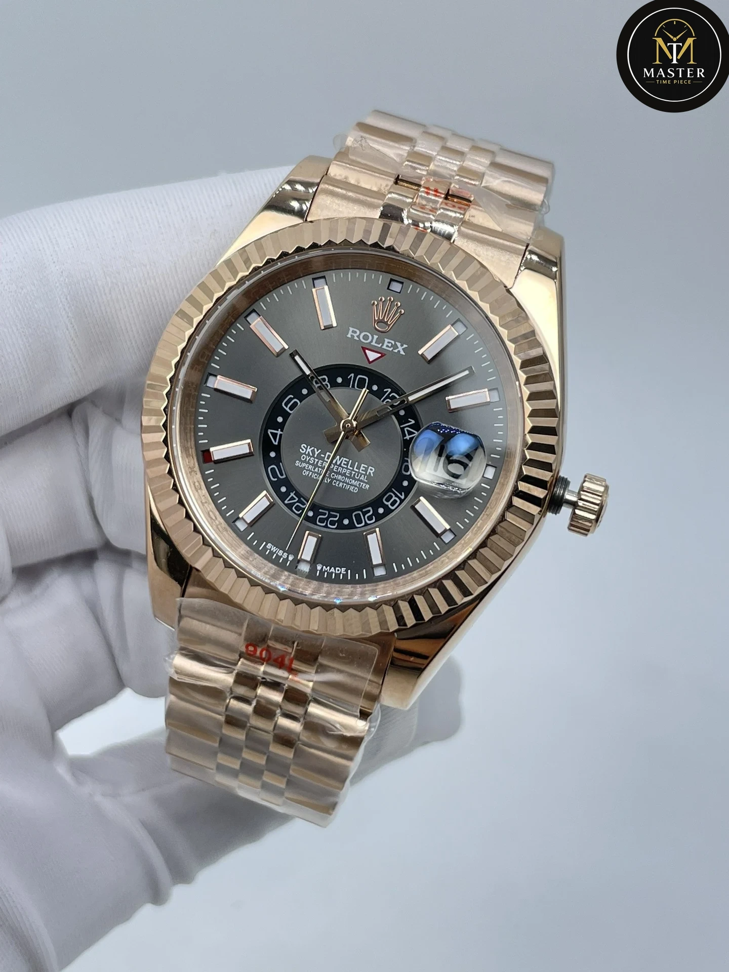 Sky dweller Rose gold automatic -42mm vue 4