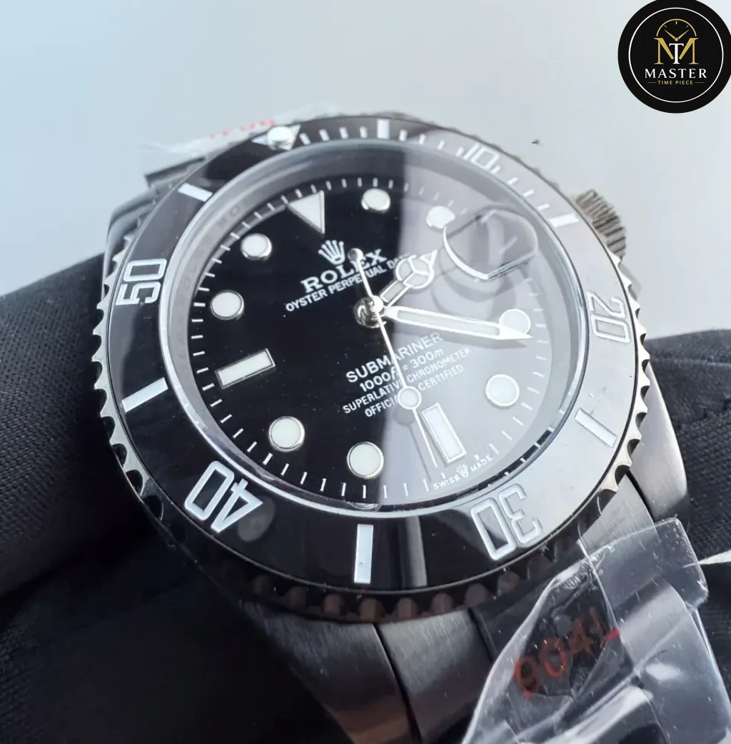 Submariner Full Black Automatic- 41mm vue 2