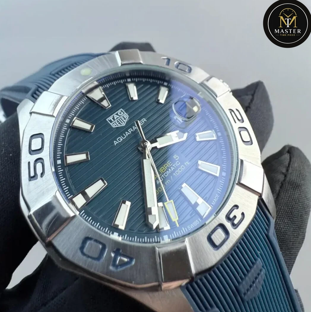 Aquaracer automatic Blue dial- 43mm vue 2