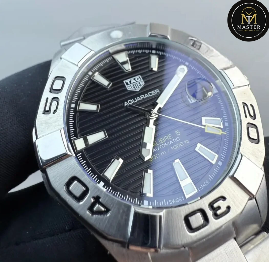 Aquaracer automatic sports dive – 43mm vue 2