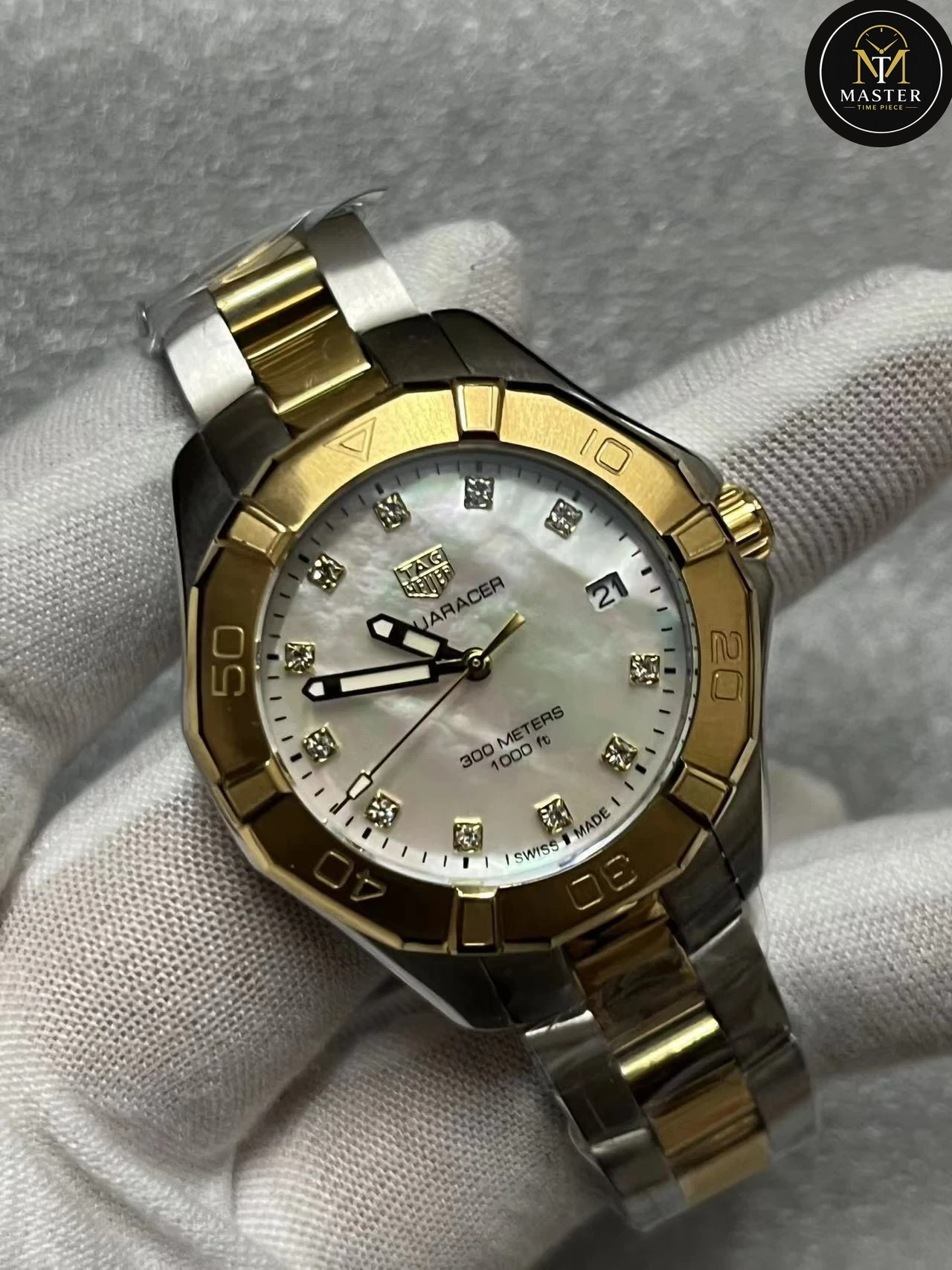 Aquaracer white mother-of-pearl dial- 34mm vue 2