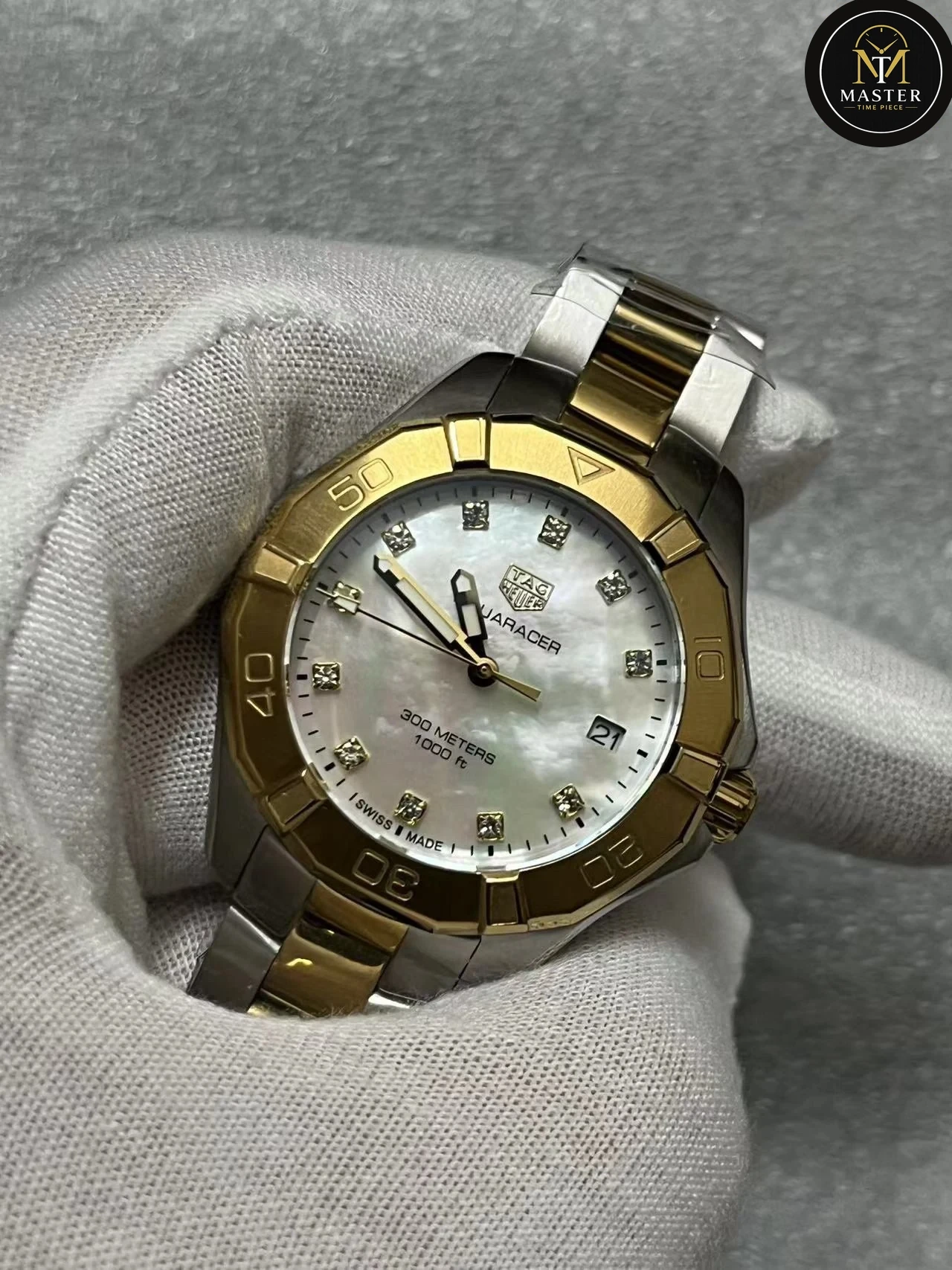 Aquaracer white mother-of-pearl dial- 34mm vue 3