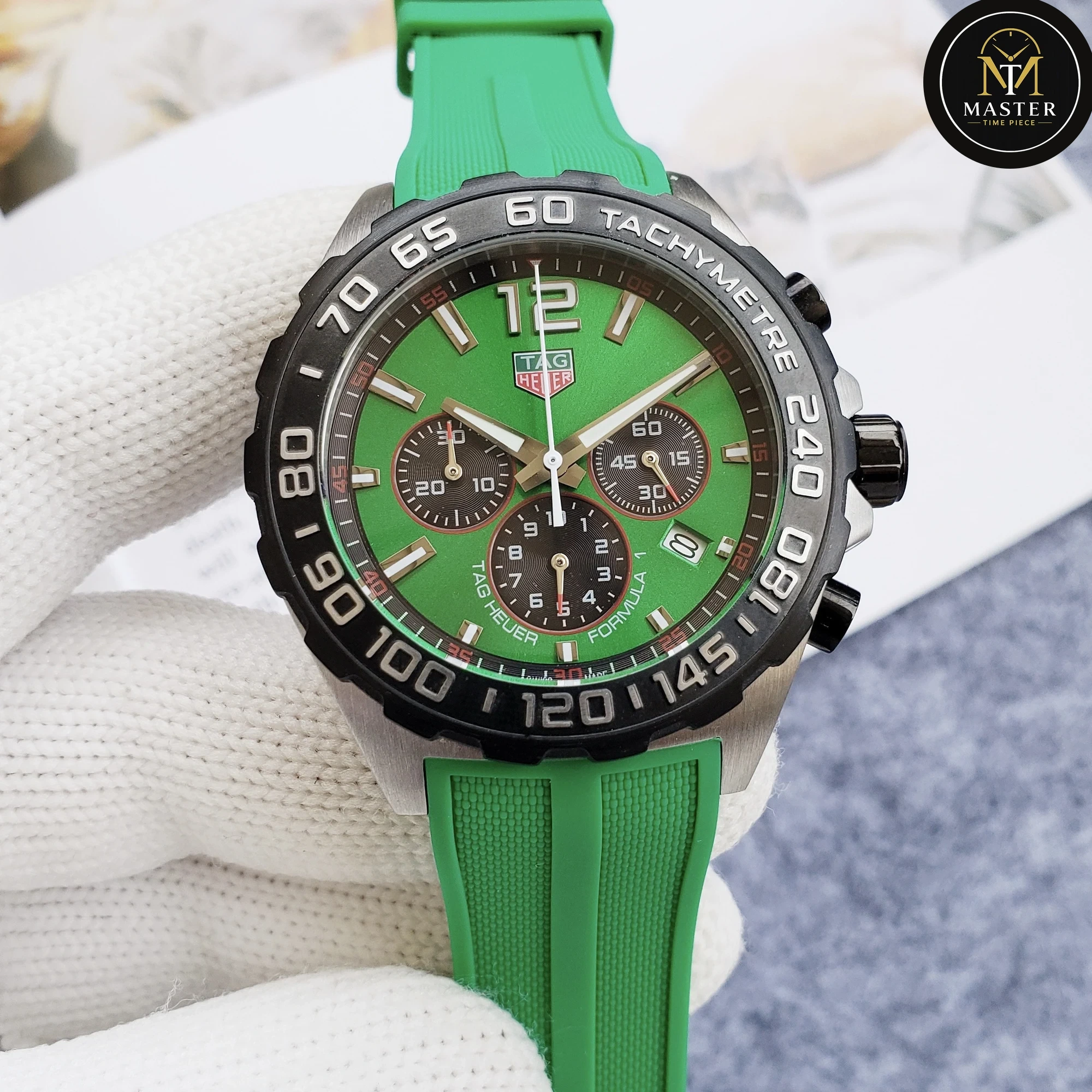 F1 Green Rubber Strap Chronograph – 43mm