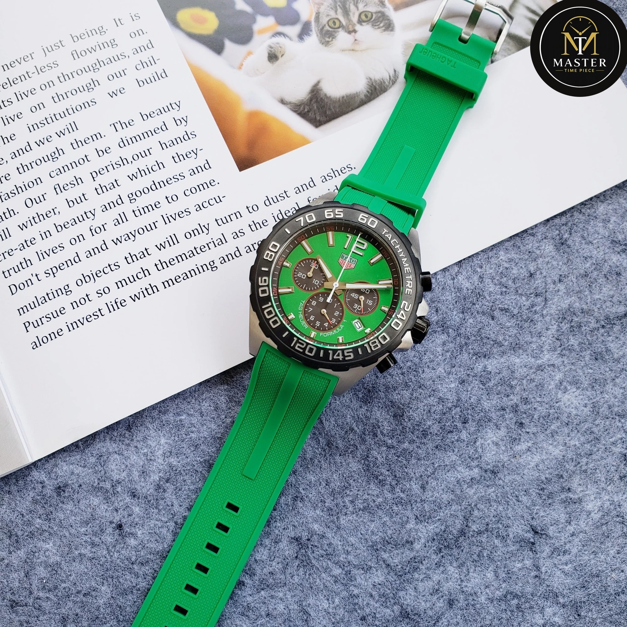 F1 Green Rubber Strap Chronograph – 43mm vue 3