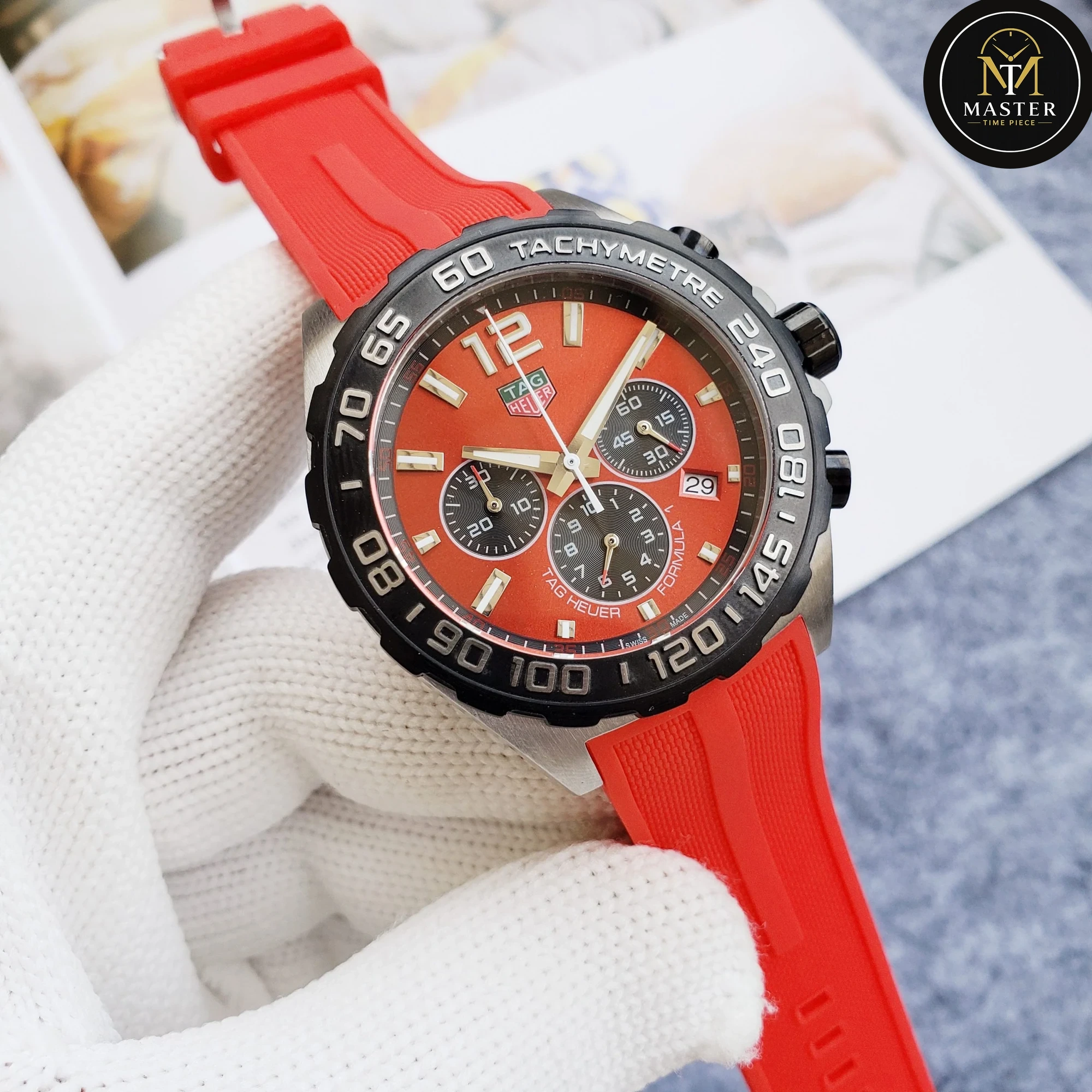 F1 Red Rubber Strap Chronograph- 43mm vue 2