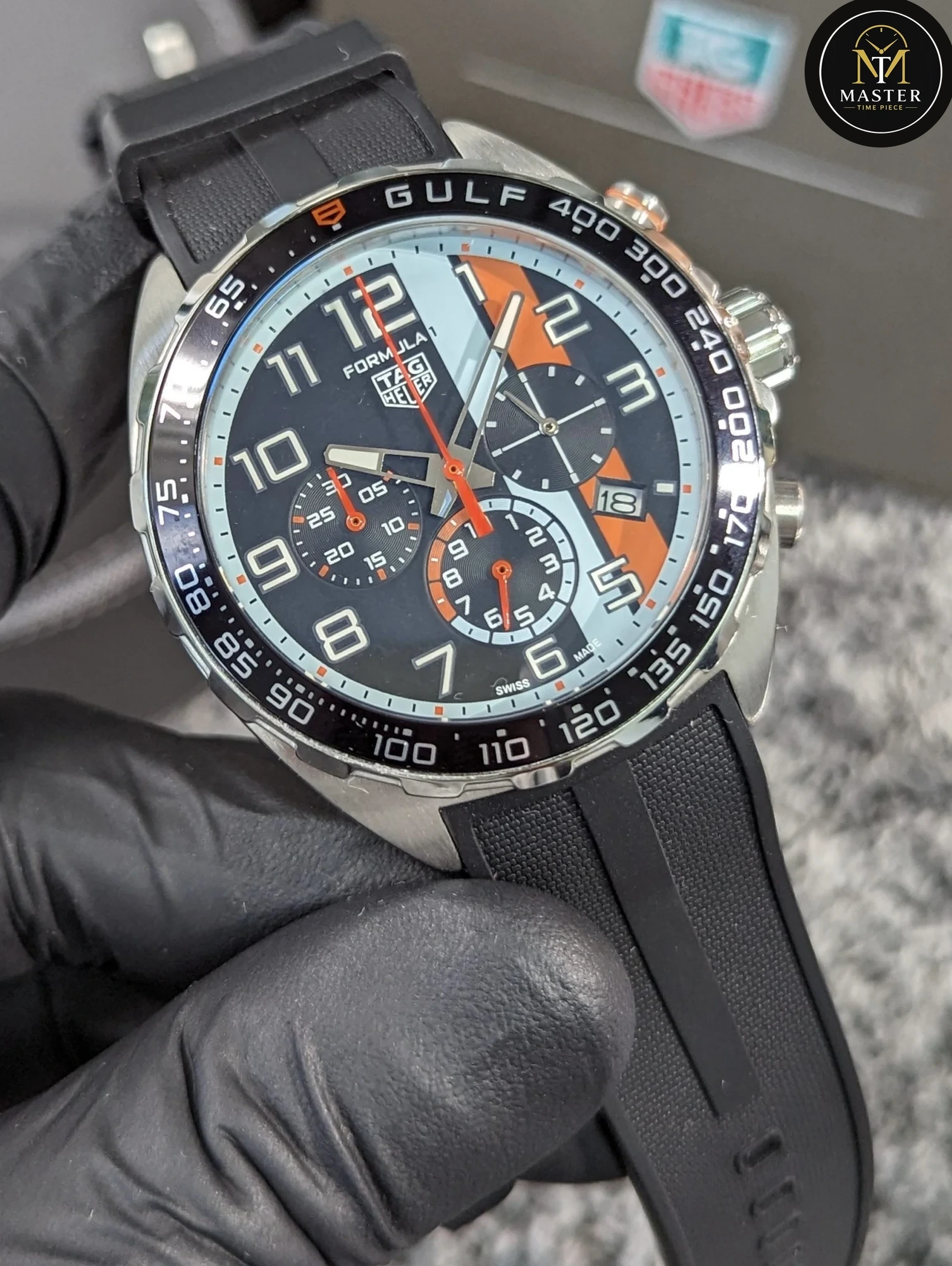 F1 rubber strap Chronograph- 43mm