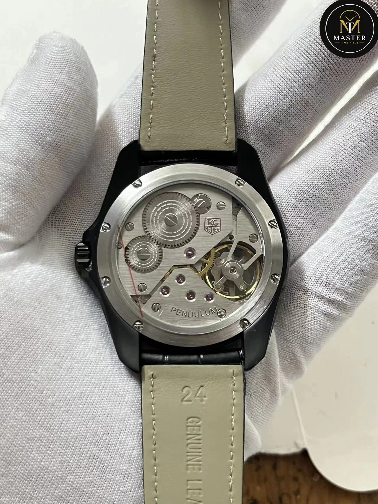 Grand Carrera Pendulum black dial- 43mm vue 3