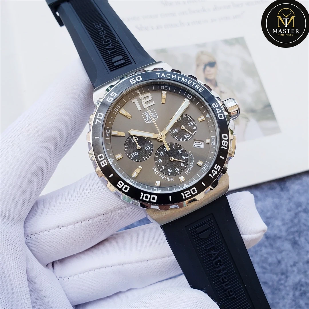 Rubber Strap F1 Chronograph- 42mm vue 2