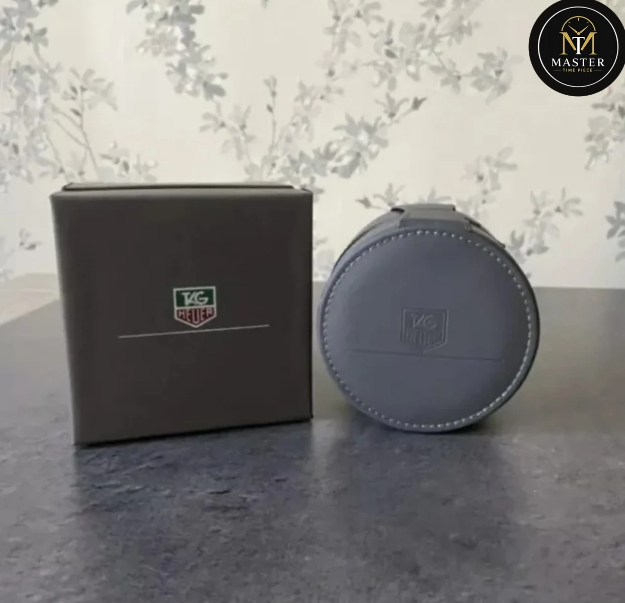 travel round Box and paper vue 3