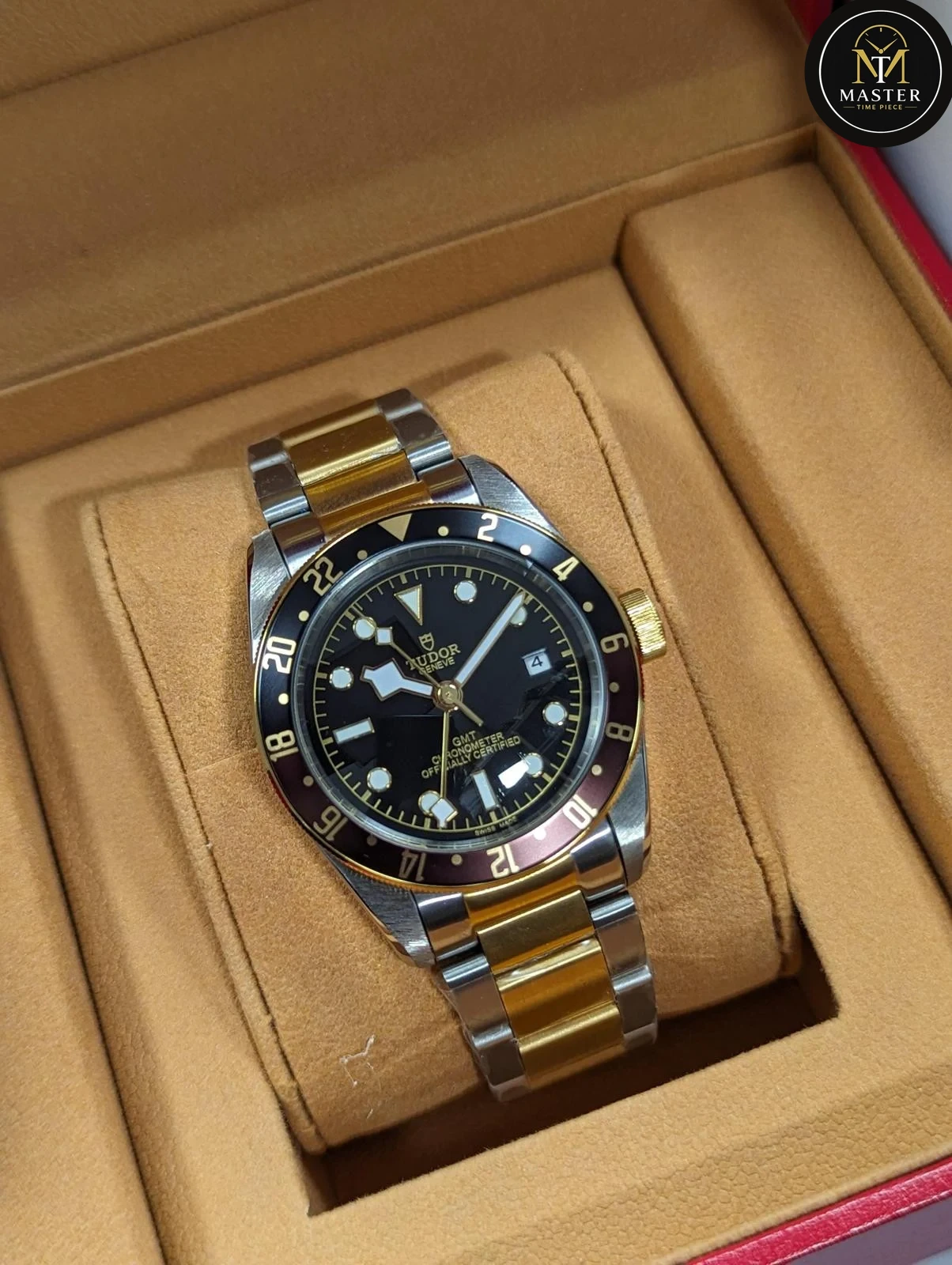 Black bay GMT Automatic -41mm vue 2