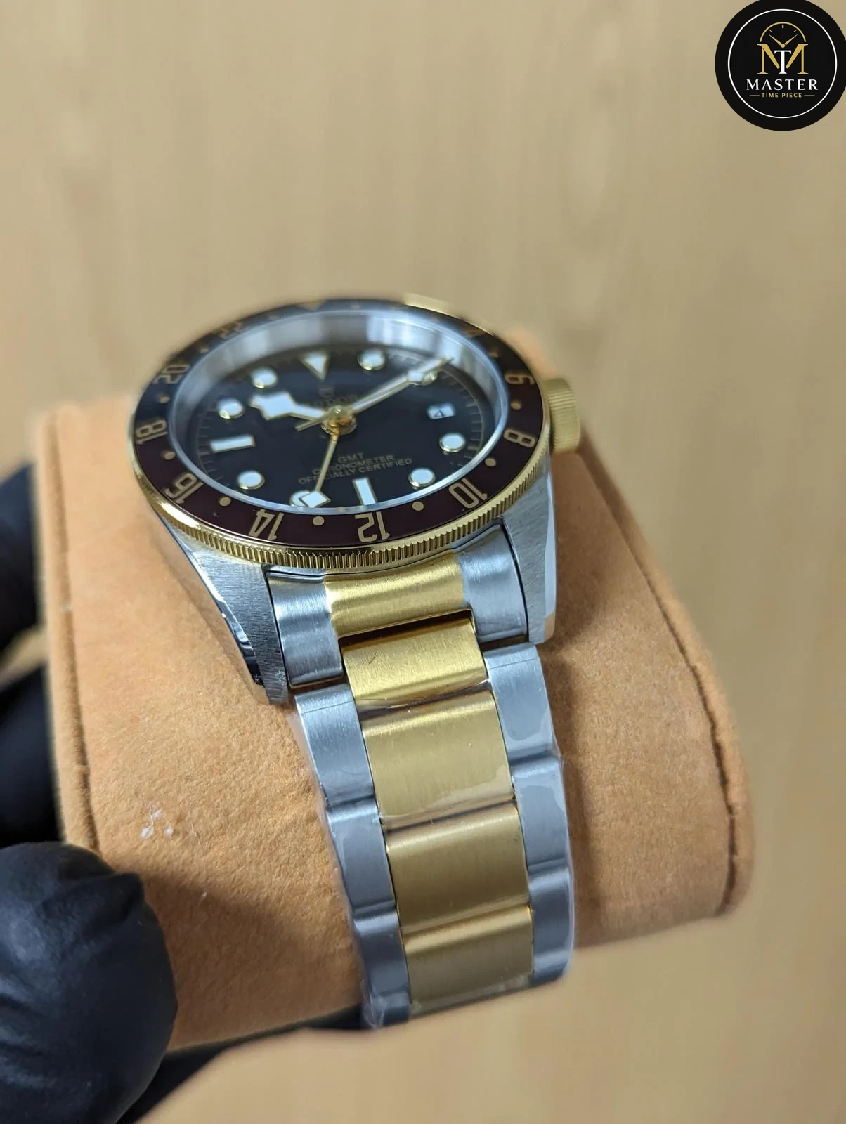 Black bay GMT Automatic -41mm vue 3