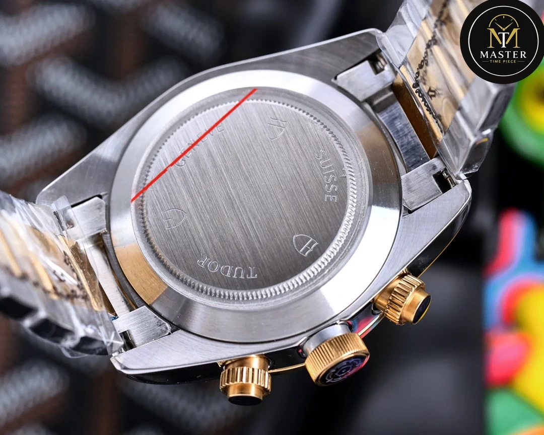 Black Bay Gold Dial Automatic- 41mm vue 8